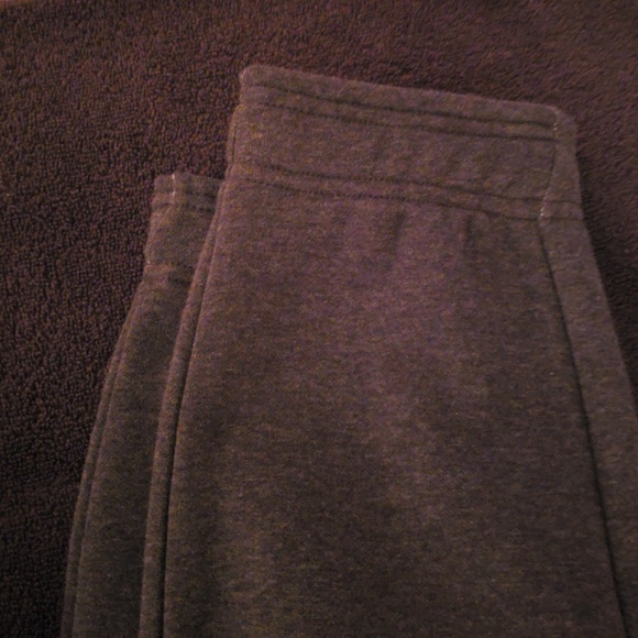 Puma sweat pants - Picture 3 of 3